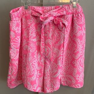 Lilly Pulitzer shorts 8 EUC